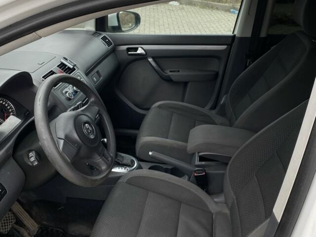 Білий Фольксваген Туран, об'ємом двигуна 1.4 л та пробігом 183 тис. км за 5500 $, фото 7 на Automoto.ua