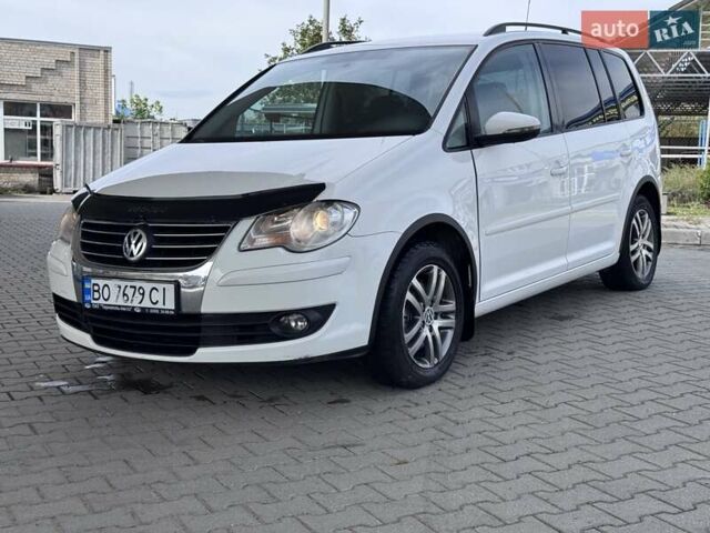 Білий Фольксваген Туран, об'ємом двигуна 1.4 л та пробігом 282 тис. км за 5700 $, фото 54 на Automoto.ua