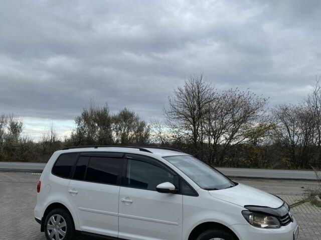 Білий Фольксваген Туран, об'ємом двигуна 1.4 л та пробігом 183 тис. км за 5500 $, фото 1 на Automoto.ua