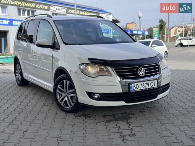 Білий Фольксваген Туран, об'ємом двигуна 1.4 л та пробігом 282 тис. км за 5700 $, фото 69 на Automoto.ua