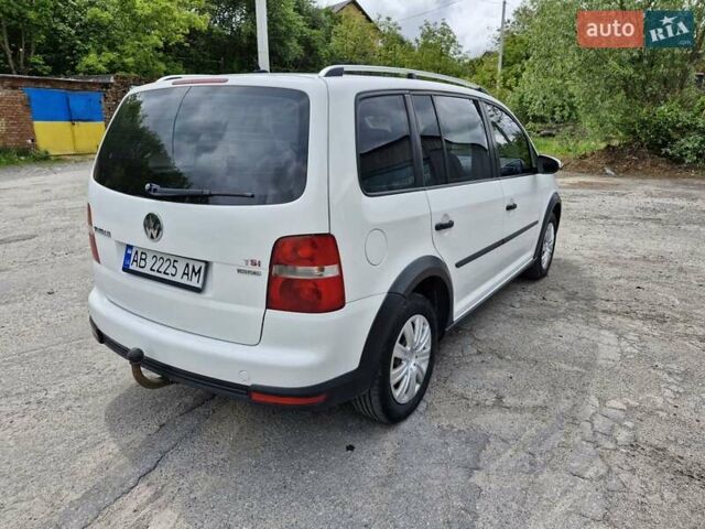 Белый Фольксваген Туран, объемом двигателя 1.39 л и пробегом 408 тыс. км за 5699 $, фото 8 на Automoto.ua
