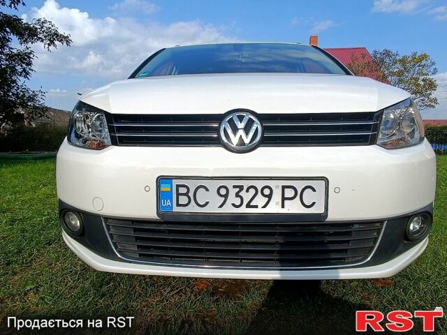 Белый Фольксваген Туран, объемом двигателя 2 л и пробегом 298 тыс. км за 9400 $, фото 3 на Automoto.ua