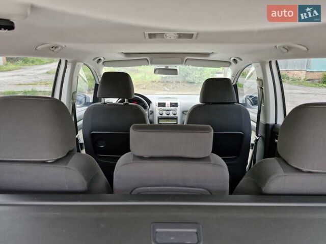 Белый Фольксваген Туран, объемом двигателя 1.39 л и пробегом 408 тыс. км за 5699 $, фото 26 на Automoto.ua