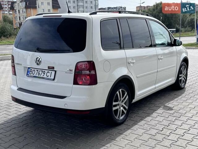 Білий Фольксваген Туран, об'ємом двигуна 1.4 л та пробігом 282 тис. км за 5700 $, фото 60 на Automoto.ua