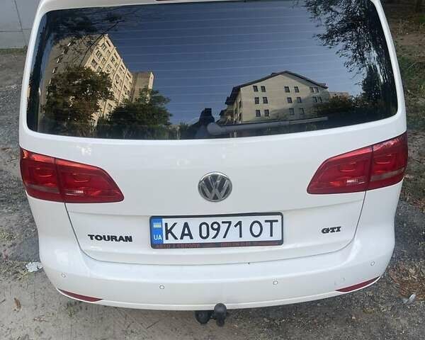 Білий Фольксваген Туран, об'ємом двигуна 1.4 л та пробігом 198 тис. км за 9199 $, фото 16 на Automoto.ua