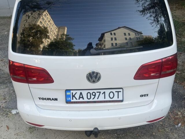 Білий Фольксваген Туран, об'ємом двигуна 1.4 л та пробігом 198 тис. км за 9199 $, фото 17 на Automoto.ua