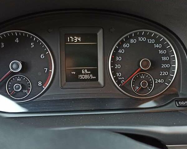 Белый Фольксваген Туран, объемом двигателя 1.39 л и пробегом 190 тыс. км за 9950 $, фото 10 на Automoto.ua