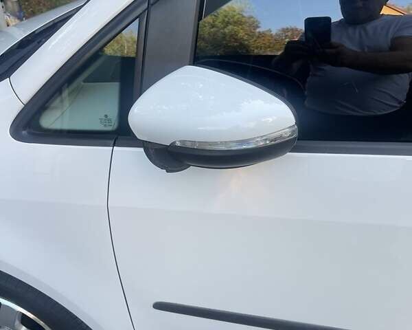 Білий Фольксваген Туран, об'ємом двигуна 1.4 л та пробігом 198 тис. км за 9199 $, фото 5 на Automoto.ua