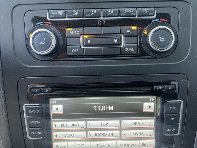 Білий Фольксваген Туран, об'ємом двигуна 1.4 л та пробігом 198 тис. км за 9199 $, фото 9 на Automoto.ua