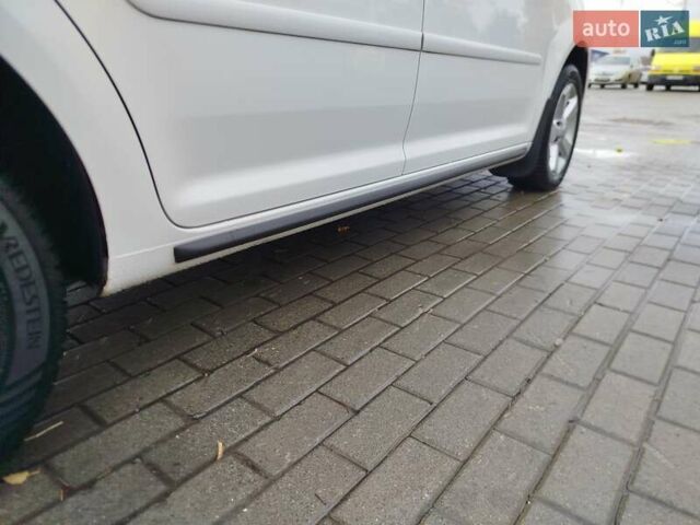 Білий Фольксваген Туран, об'ємом двигуна 1.4 л та пробігом 238 тис. км за 8800 $, фото 12 на Automoto.ua