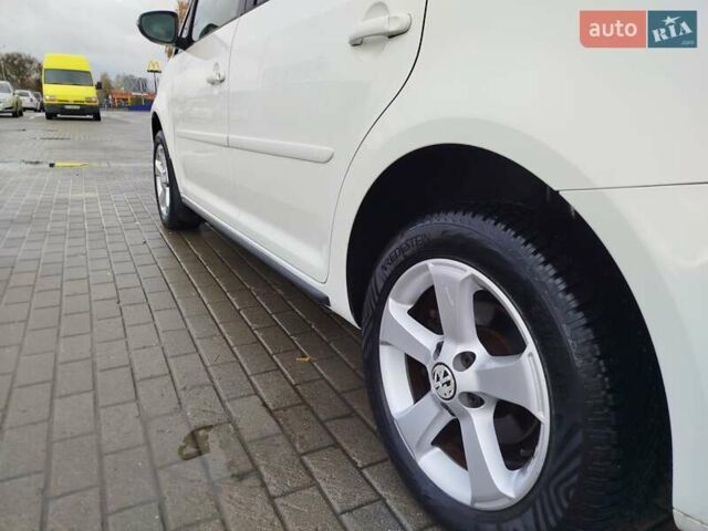 Білий Фольксваген Туран, об'ємом двигуна 1.4 л та пробігом 238 тис. км за 8800 $, фото 11 на Automoto.ua