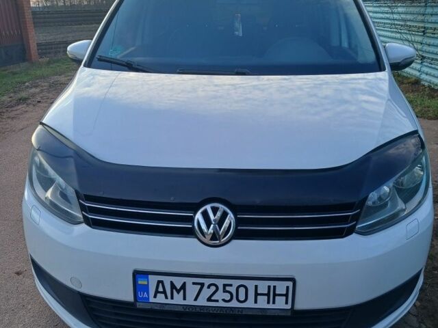 Білий Фольксваген Туран, об'ємом двигуна 1.6 л та пробігом 255 тис. км за 9300 $, фото 1 на Automoto.ua