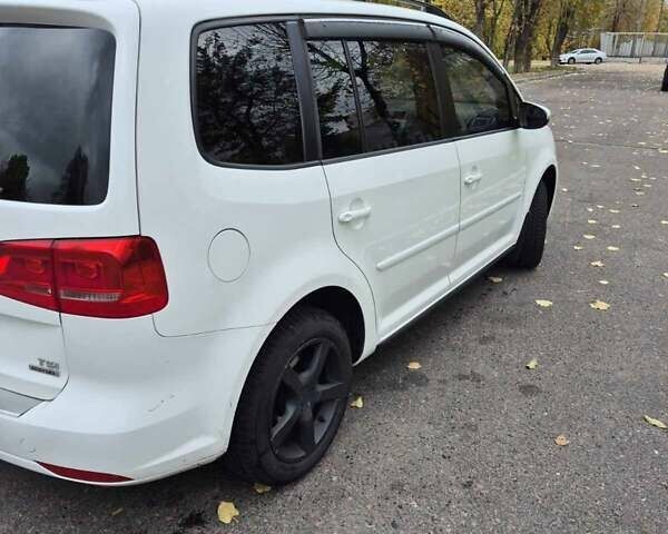 Білий Фольксваген Туран, об'ємом двигуна 1.4 л та пробігом 285 тис. км за 6000 $, фото 4 на Automoto.ua