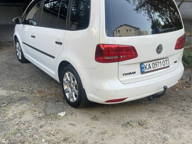 Білий Фольксваген Туран, об'ємом двигуна 1.4 л та пробігом 198 тис. км за 9199 $, фото 18 на Automoto.ua