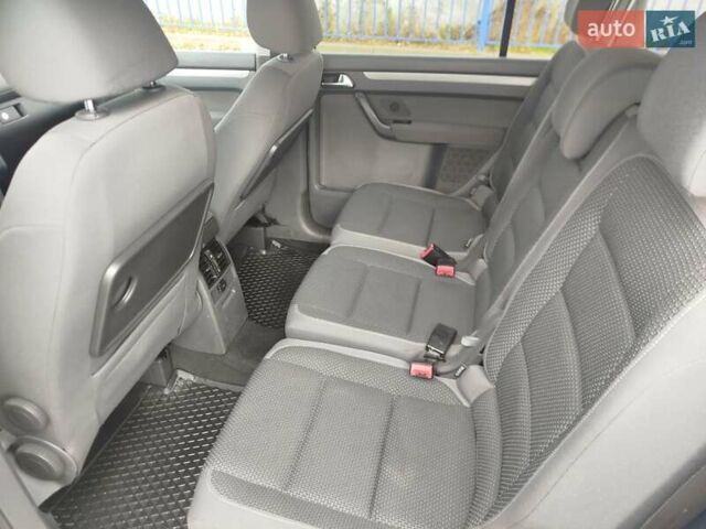 Білий Фольксваген Туран, об'ємом двигуна 1.4 л та пробігом 238 тис. км за 8800 $, фото 15 на Automoto.ua