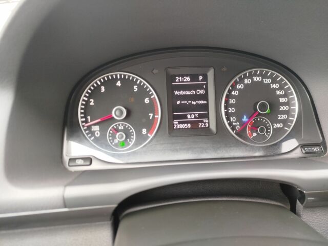 Белый Фольксваген Туран, объемом двигателя 0 л и пробегом 238 тыс. км за 8500 $, фото 19 на Automoto.ua