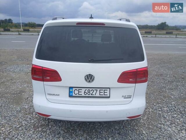 Белый Фольксваген Туран, объемом двигателя 1.97 л и пробегом 350 тыс. км за 8550 $, фото 1 на Automoto.ua