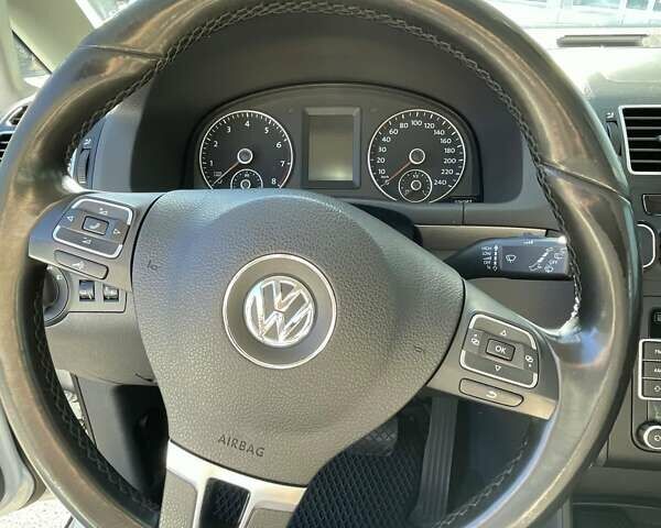 Белый Фольксваген Туран, объемом двигателя 1.4 л и пробегом 180 тыс. км за 9450 $, фото 37 на Automoto.ua