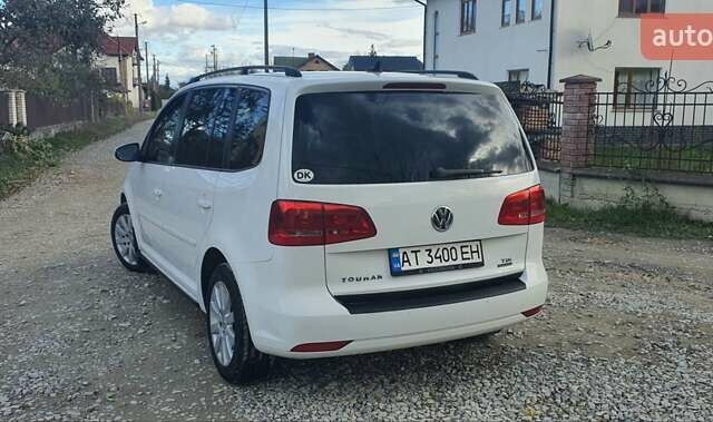 Білий Фольксваген Туран, об'ємом двигуна 1.6 л та пробігом 270 тис. км за 9450 $, фото 18 на Automoto.ua