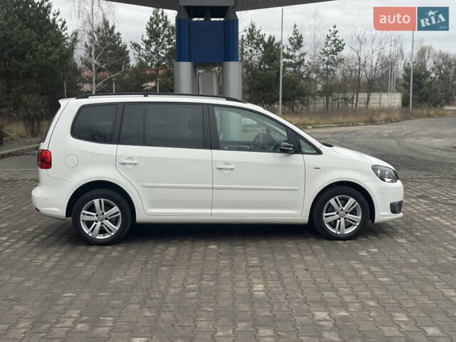 Білий Фольксваген Туран, об'ємом двигуна 2 л та пробігом 251 тис. км за 12300 $, фото 3 на Automoto.ua