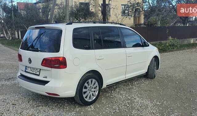 Білий Фольксваген Туран, об'ємом двигуна 1.6 л та пробігом 270 тис. км за 9450 $, фото 7 на Automoto.ua
