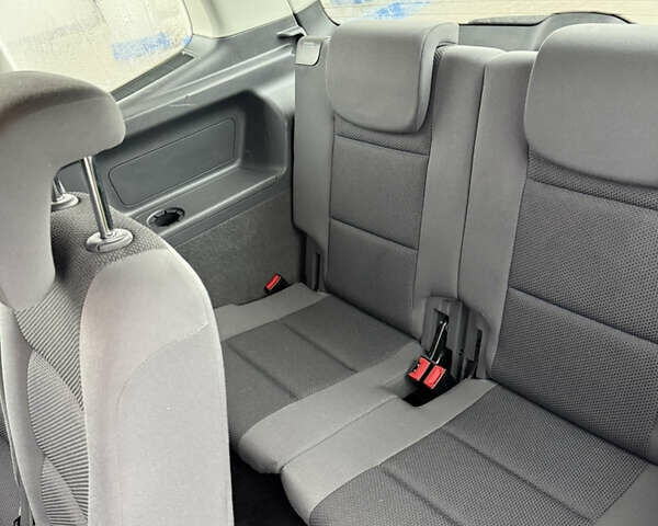 Белый Фольксваген Туран, объемом двигателя 1.39 л и пробегом 221 тыс. км за 9499 $, фото 29 на Automoto.ua