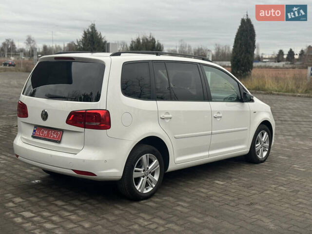 Білий Фольксваген Туран, об'ємом двигуна 2 л та пробігом 251 тис. км за 12300 $, фото 5 на Automoto.ua