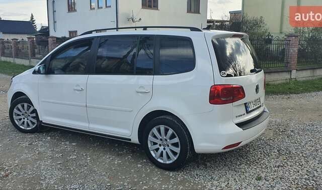 Білий Фольксваген Туран, об'ємом двигуна 1.6 л та пробігом 270 тис. км за 9450 $, фото 13 на Automoto.ua