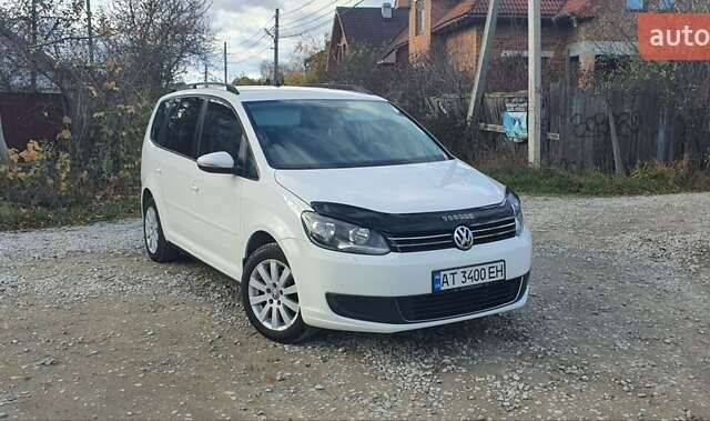 Білий Фольксваген Туран, об'ємом двигуна 1.6 л та пробігом 270 тис. км за 9450 $, фото 10 на Automoto.ua