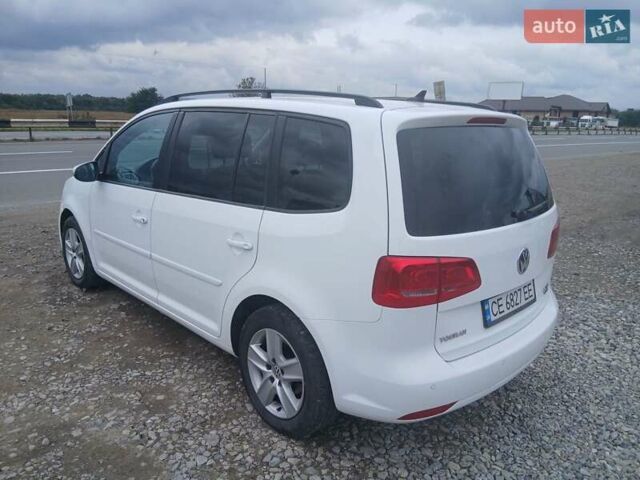 Белый Фольксваген Туран, объемом двигателя 1.97 л и пробегом 350 тыс. км за 8550 $, фото 2 на Automoto.ua