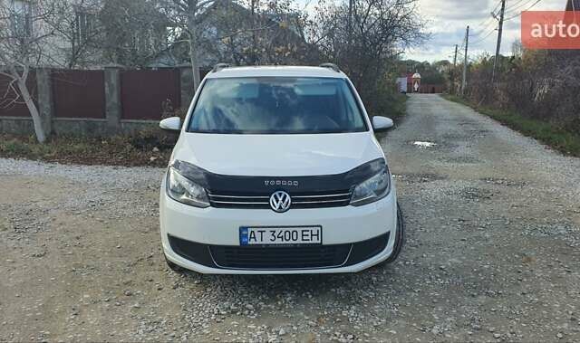 Білий Фольксваген Туран, об'ємом двигуна 1.6 л та пробігом 270 тис. км за 9450 $, фото 5 на Automoto.ua