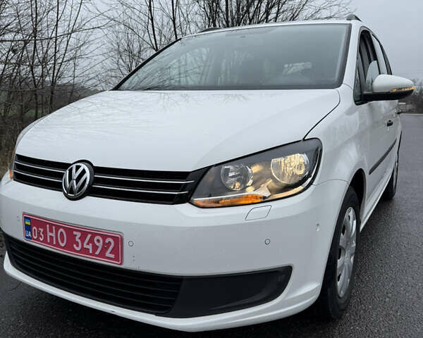 Белый Фольксваген Туран, объемом двигателя 1.39 л и пробегом 221 тыс. км за 9499 $, фото 7 на Automoto.ua