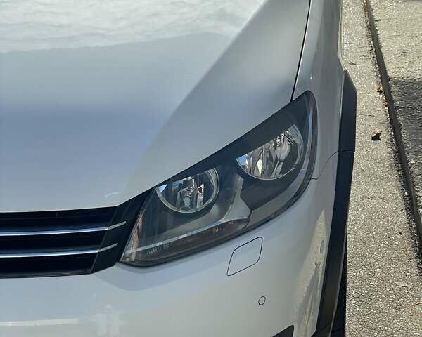 Белый Фольксваген Туран, объемом двигателя 1.4 л и пробегом 180 тыс. км за 9450 $, фото 6 на Automoto.ua