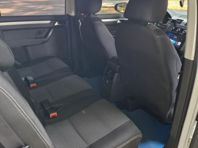 Белый Фольксваген Туран, объемом двигателя 1.6 л и пробегом 240 тыс. км за 9700 $, фото 11 на Automoto.ua