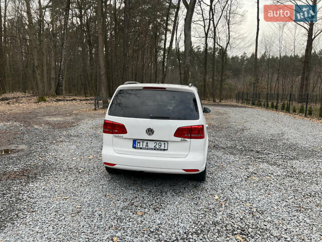Белый Фольксваген Туран, объемом двигателя 1.4 л и пробегом 243 тыс. км за 8300 $, фото 9 на Automoto.ua
