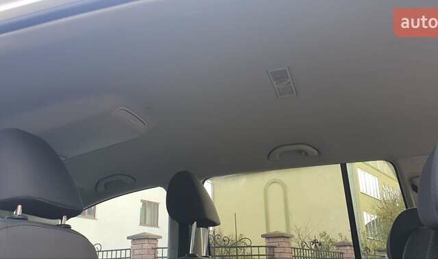 Білий Фольксваген Туран, об'ємом двигуна 1.6 л та пробігом 270 тис. км за 9450 $, фото 21 на Automoto.ua