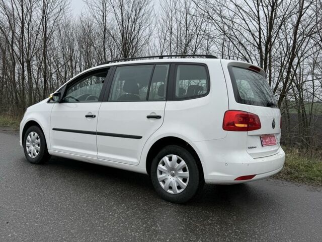 Белый Фольксваген Туран, объемом двигателя 1.4 л и пробегом 223 тыс. км за 9499 $, фото 3 на Automoto.ua