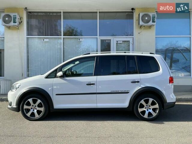 Белый Фольксваген Туран, объемом двигателя 1.4 л и пробегом 180 тыс. км за 9450 $, фото 12 на Automoto.ua