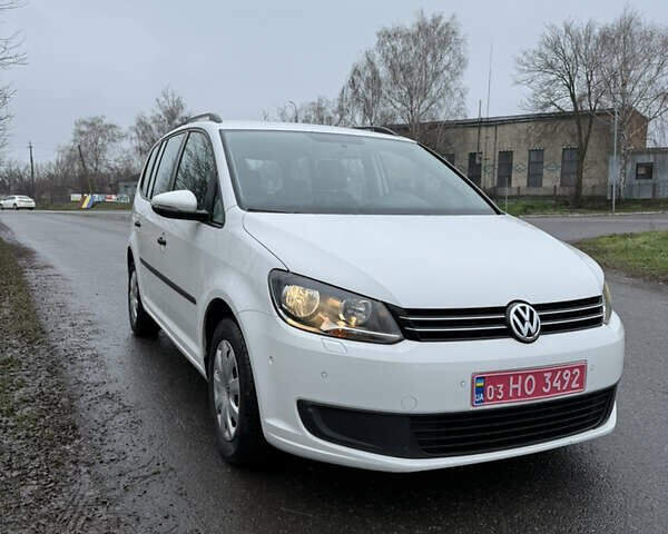 Белый Фольксваген Туран, объемом двигателя 1.39 л и пробегом 221 тыс. км за 9499 $, фото 8 на Automoto.ua