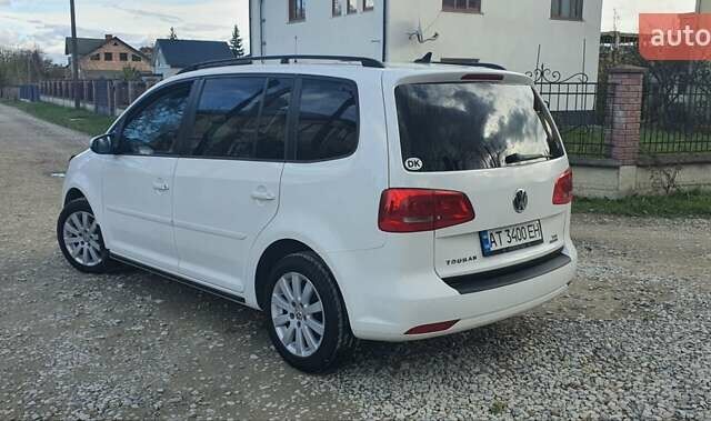 Білий Фольксваген Туран, об'ємом двигуна 1.6 л та пробігом 270 тис. км за 9450 $, фото 17 на Automoto.ua