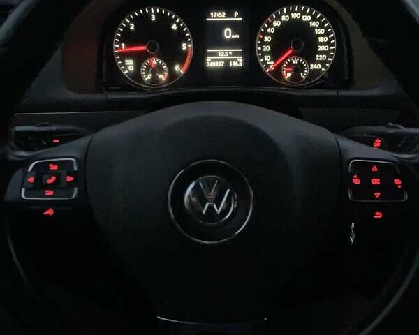 Белый Фольксваген Туран, объемом двигателя 2 л и пробегом 351 тыс. км за 10000 $, фото 17 на Automoto.ua