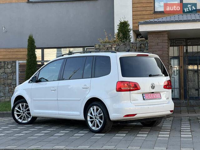 Белый Фольксваген Туран, объемом двигателя 1.4 л и пробегом 130 тыс. км за 9000 $, фото 13 на Automoto.ua