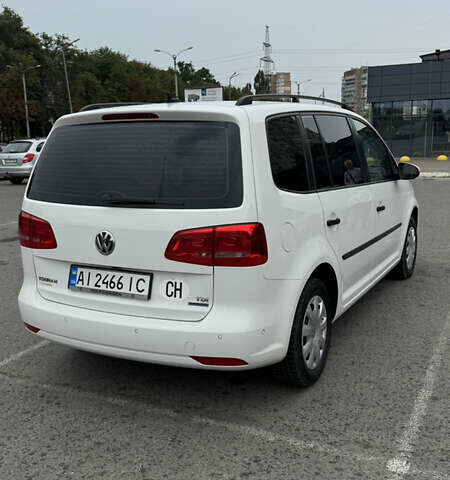 Белый Фольксваген Туран, объемом двигателя 1.6 л и пробегом 167 тыс. км за 10700 $, фото 4 на Automoto.ua