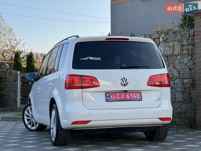 Белый Фольксваген Туран, объемом двигателя 1.4 л и пробегом 130 тыс. км за 9000 $, фото 12 на Automoto.ua