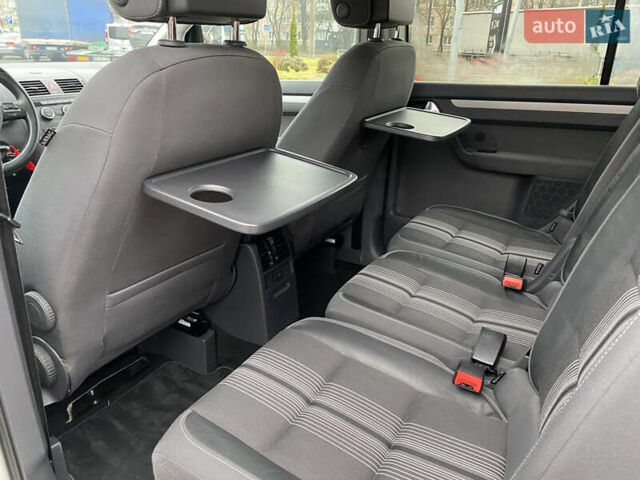 Білий Фольксваген Туран, об'ємом двигуна 1.6 л та пробігом 249 тис. км за 9100 $, фото 27 на Automoto.ua