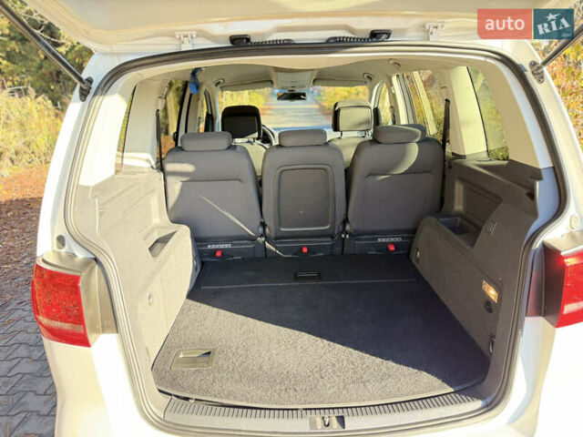 Белый Фольксваген Туран, объемом двигателя 1.4 л и пробегом 161 тыс. км за 11900 $, фото 28 на Automoto.ua