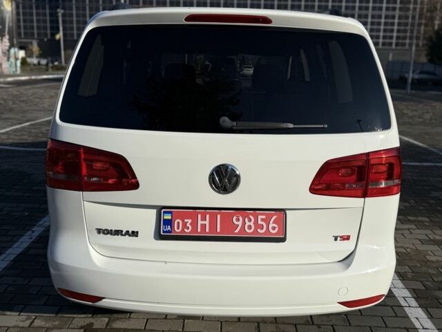 Белый Фольксваген Туран, объемом двигателя 1.4 л и пробегом 161 тыс. км за 11900 $, фото 3 на Automoto.ua