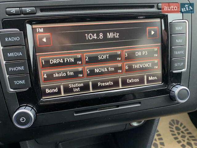 Білий Фольксваген Туран, об'ємом двигуна 1.6 л та пробігом 249 тис. км за 9100 $, фото 43 на Automoto.ua