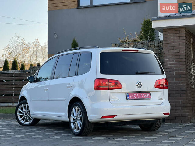 Белый Фольксваген Туран, объемом двигателя 1.4 л и пробегом 130 тыс. км за 9000 $, фото 11 на Automoto.ua