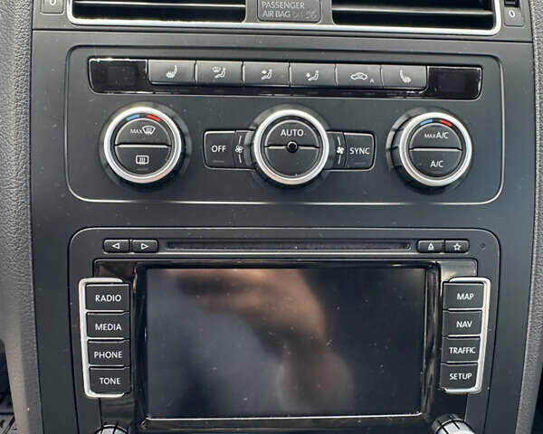 Белый Фольксваген Туран, объемом двигателя 1.39 л и пробегом 147 тыс. км за 9250 $, фото 13 на Automoto.ua